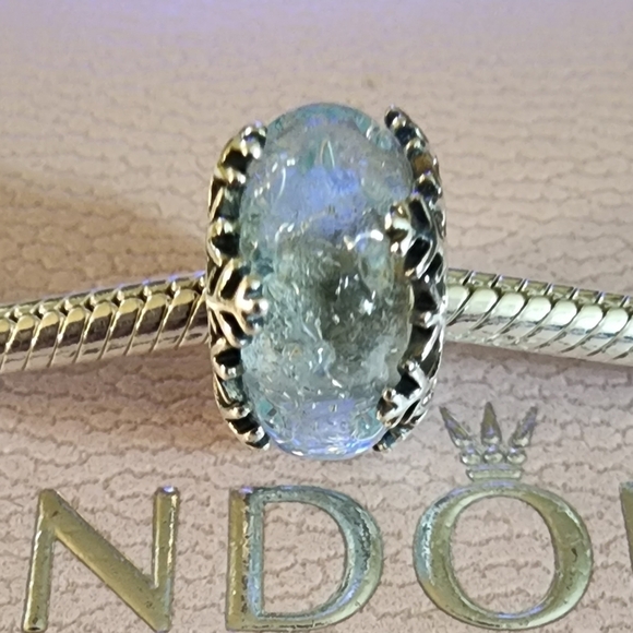 Pandora Winter Blue Snowflake Murano Charm - Picture 3 of 9